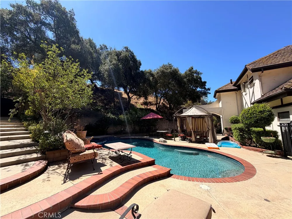 5190 Via Del Valle La Verne, CA 91750