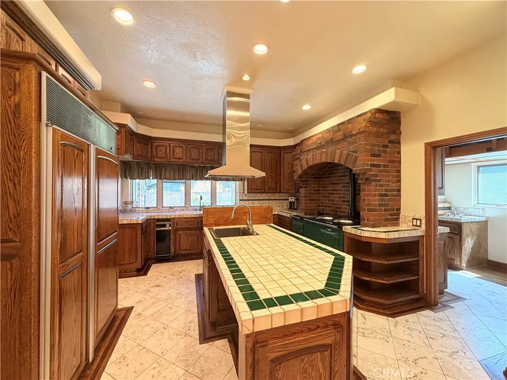 5190 Via Del Valle La Verne, CA 91750