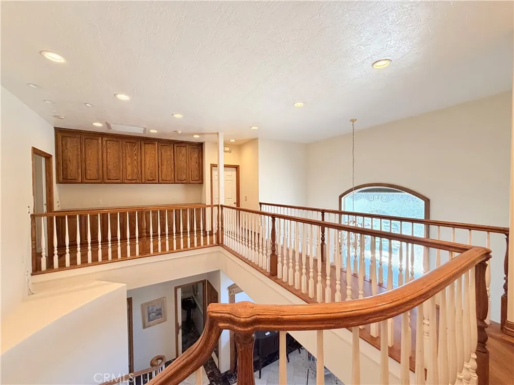 5190 Via Del Valle La Verne, CA 91750