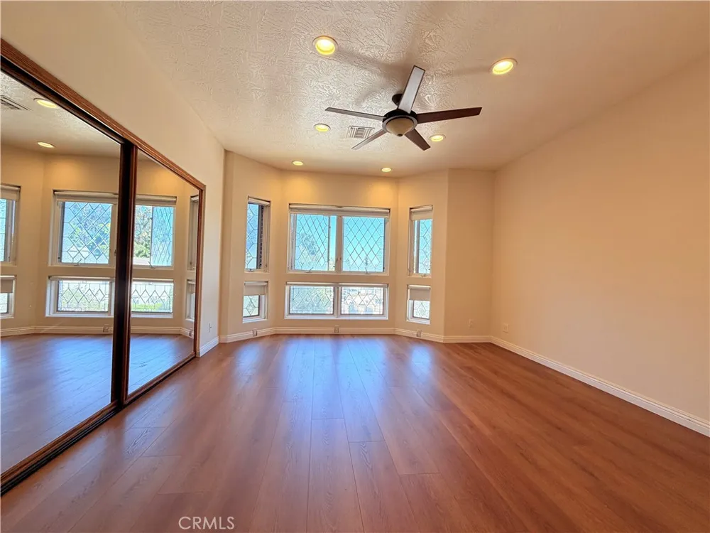 5190 Via Del Valle La Verne, CA 91750