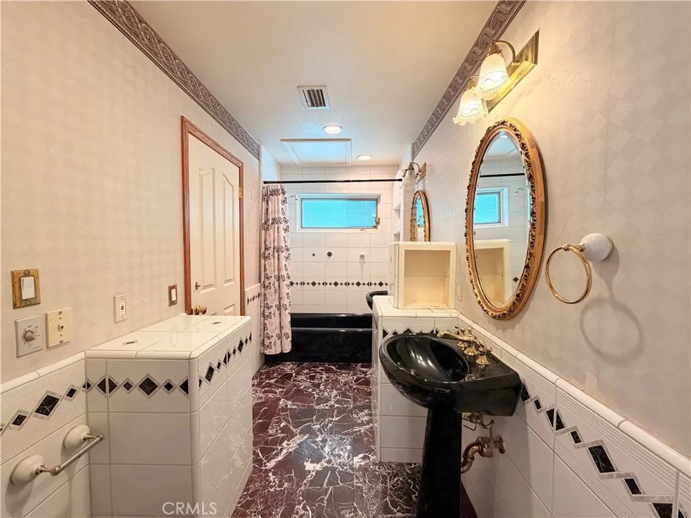 5190 Via Del Valle La Verne, CA 91750