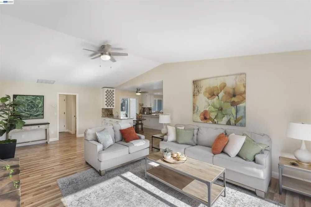 23110 Los Ranchos Dr Tracy, CA 95304