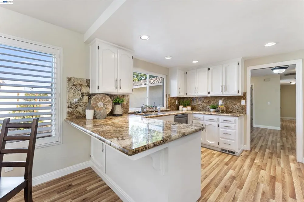 23110 Los Ranchos Dr Tracy, CA 95304