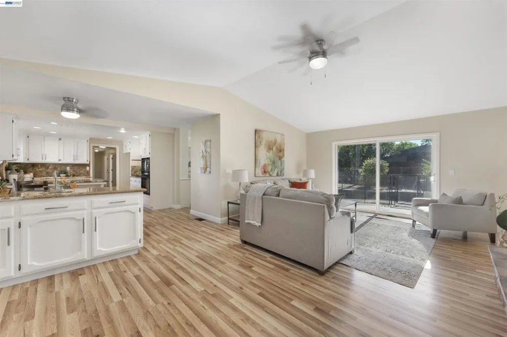 23110 Los Ranchos Dr Tracy, CA 95304