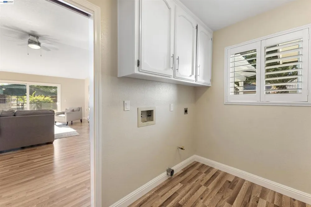 23110 Los Ranchos Dr Tracy, CA 95304