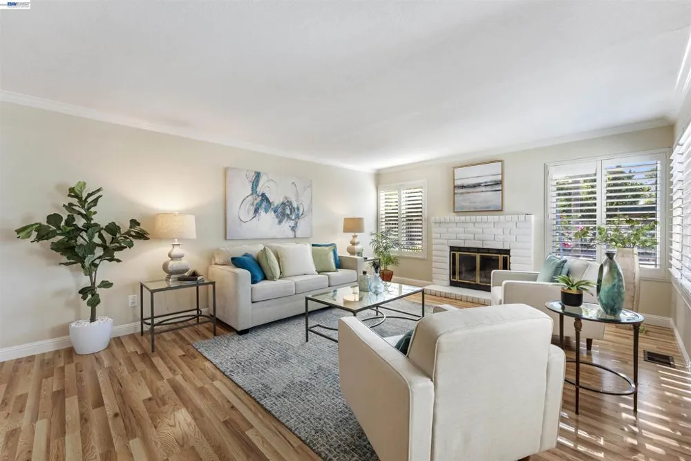 23110 Los Ranchos Dr Tracy, CA 95304