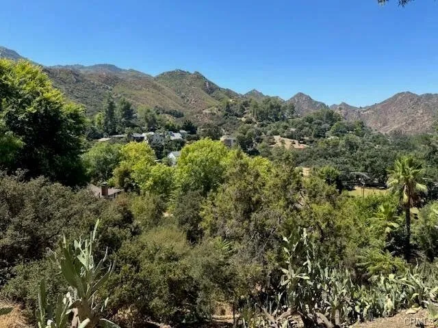 1947 Lookout Drive Agoura Hills, CA 91301