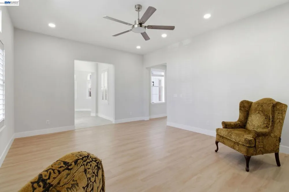 2200 Lotus Way Tracy, CA 95376