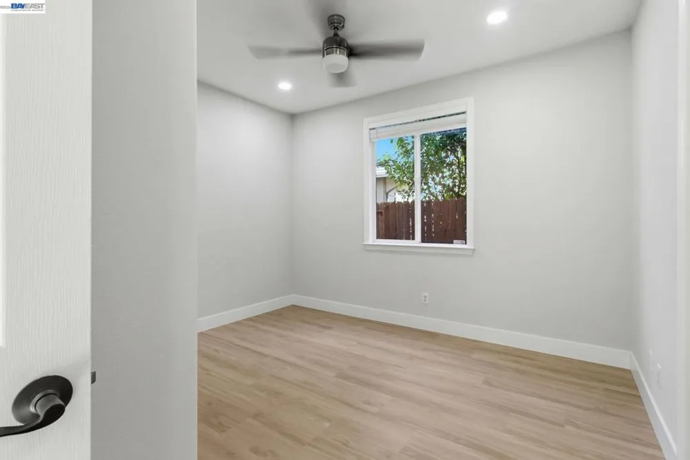 2200 Lotus Way Tracy, CA 95376