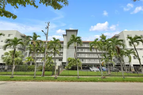 900 SW 84th Ave #412A