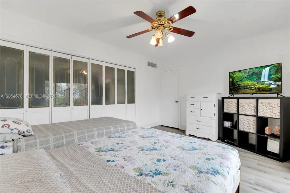 900 SW 84th Ave #412A Miami, FL 33144
