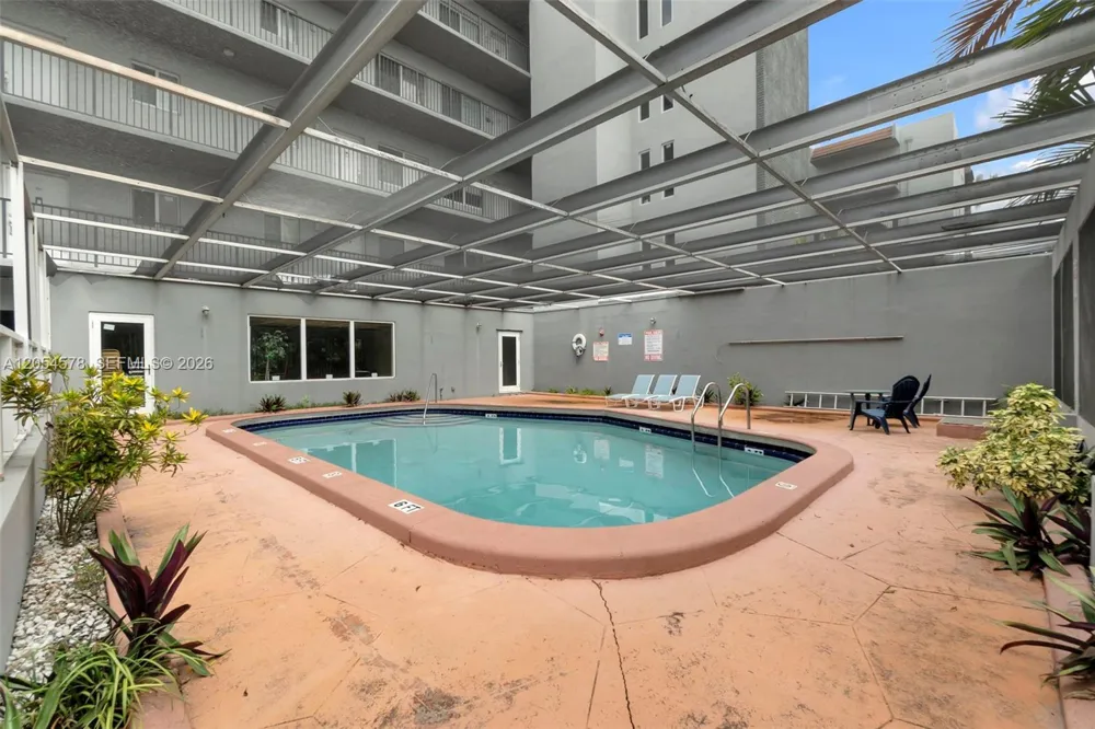 900 SW 84th Ave #412A Miami, FL 33144