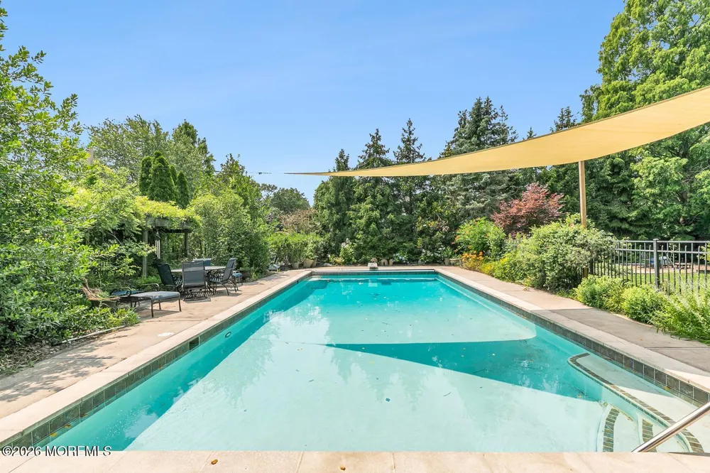 1411 Winesap Drive Manasquan, NJ 08736