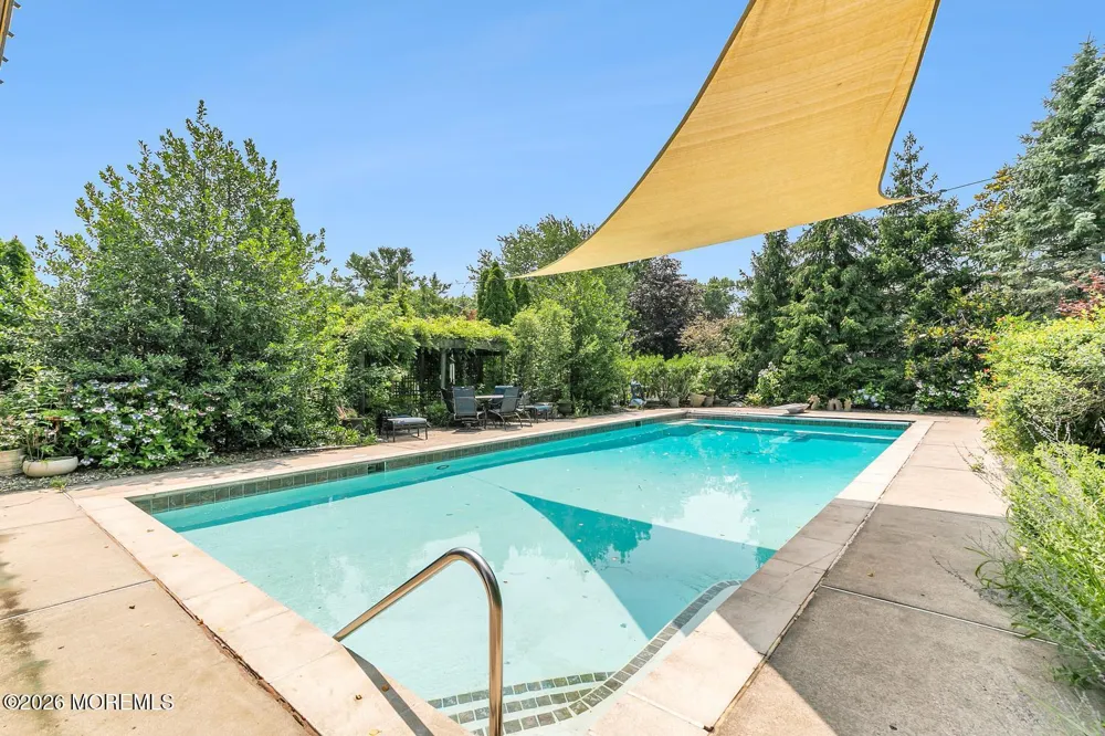 1411 Winesap Drive Manasquan, NJ 08736