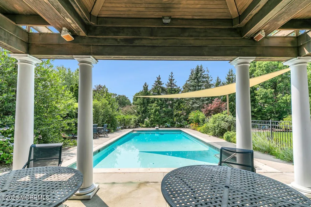 1411 Winesap Drive Manasquan, NJ 08736