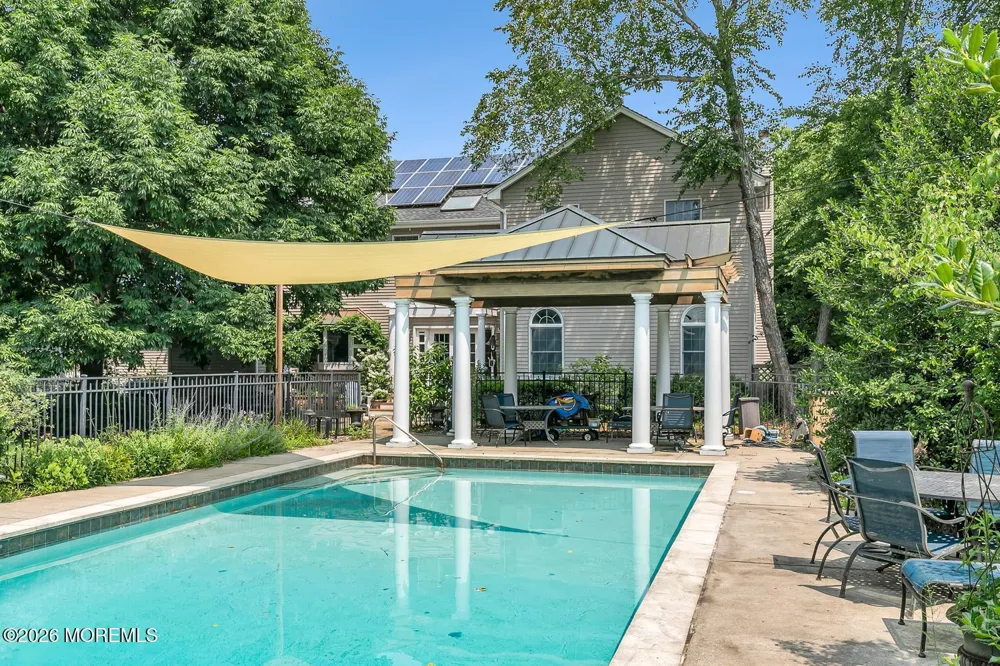 1411 Winesap Drive Manasquan, NJ 08736
