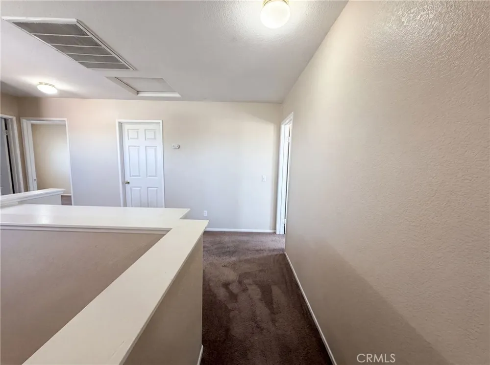 11401 Villa Adelanto, CA 92301