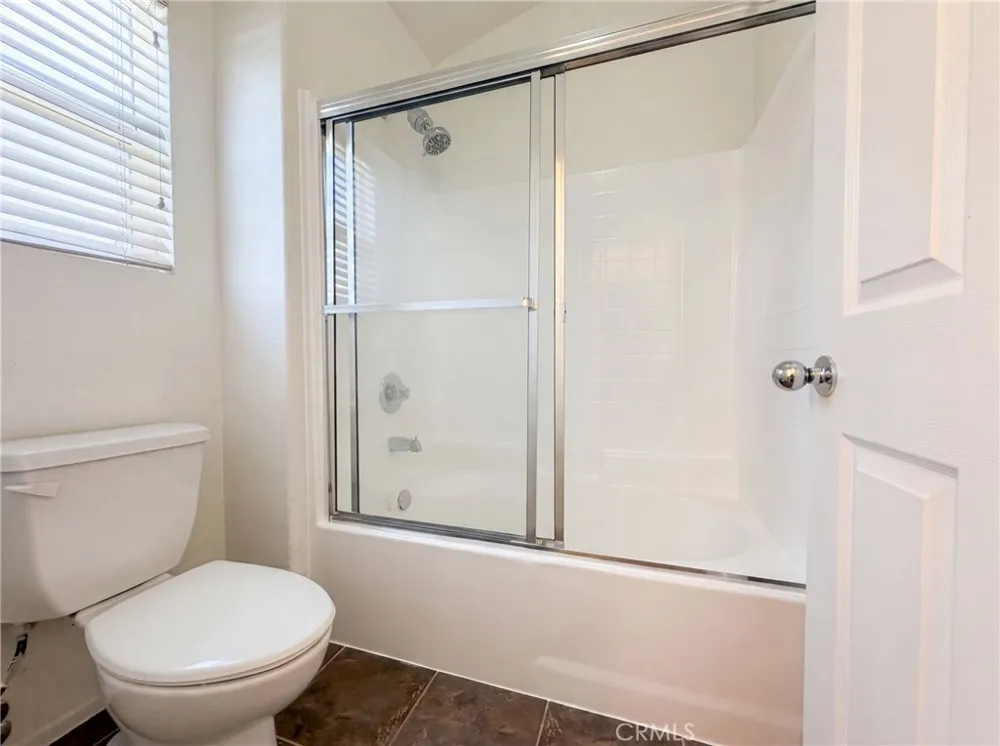 11401 Villa Adelanto, CA 92301
