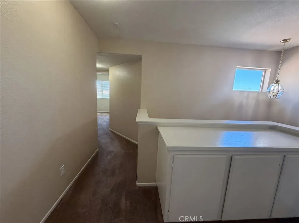 11401 Villa Adelanto, CA 92301