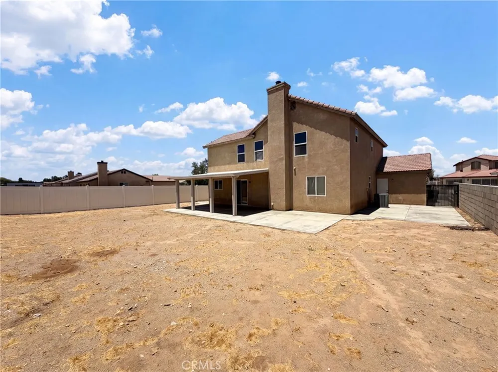 11401 Villa Adelanto, CA 92301