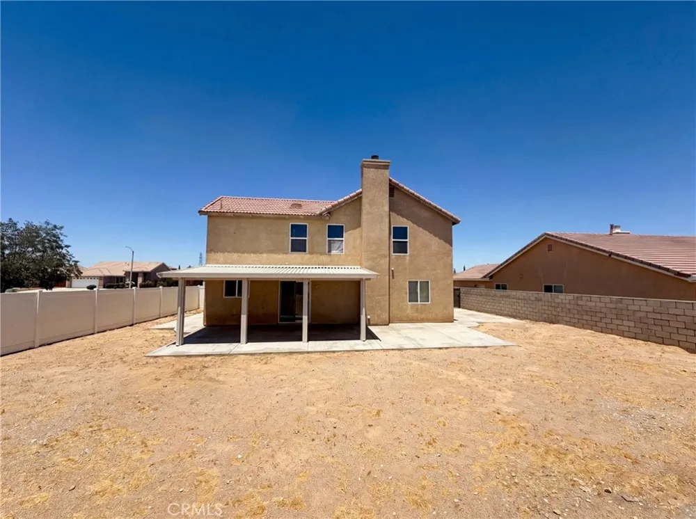 11401 Villa Adelanto, CA 92301