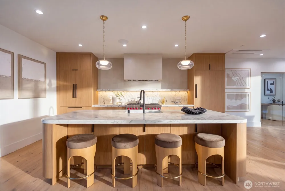 2908 129th Avenue NE Bellevue, WA 98005