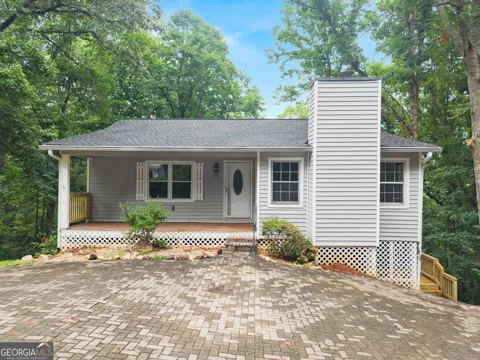 195 Golden AVE