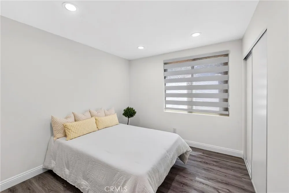 404 Continental Ct Newbury Park, CA 91320