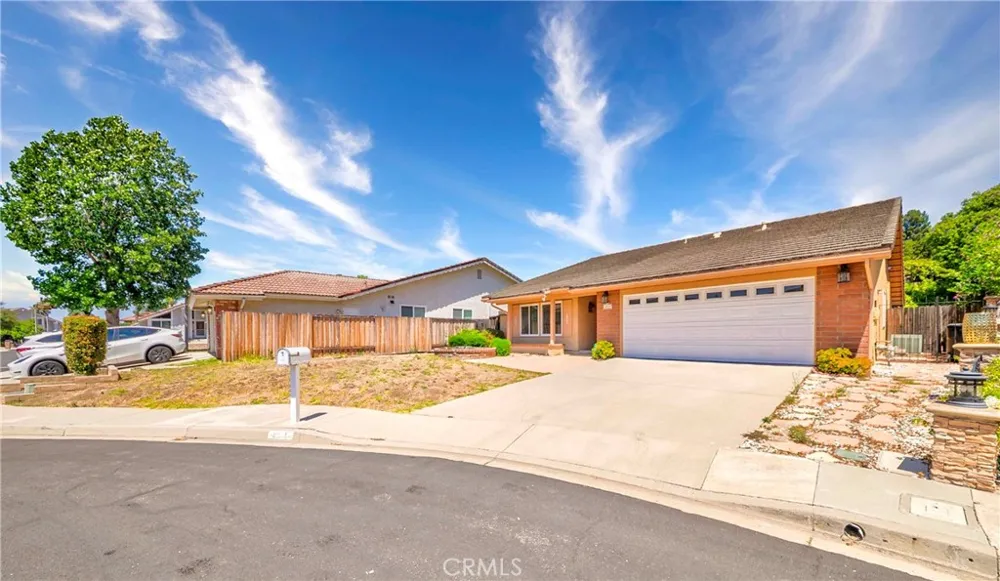 404 Continental Ct Newbury Park, CA 91320