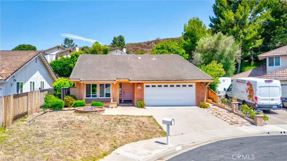 404 Continental Ct Newbury Park, CA 91320
