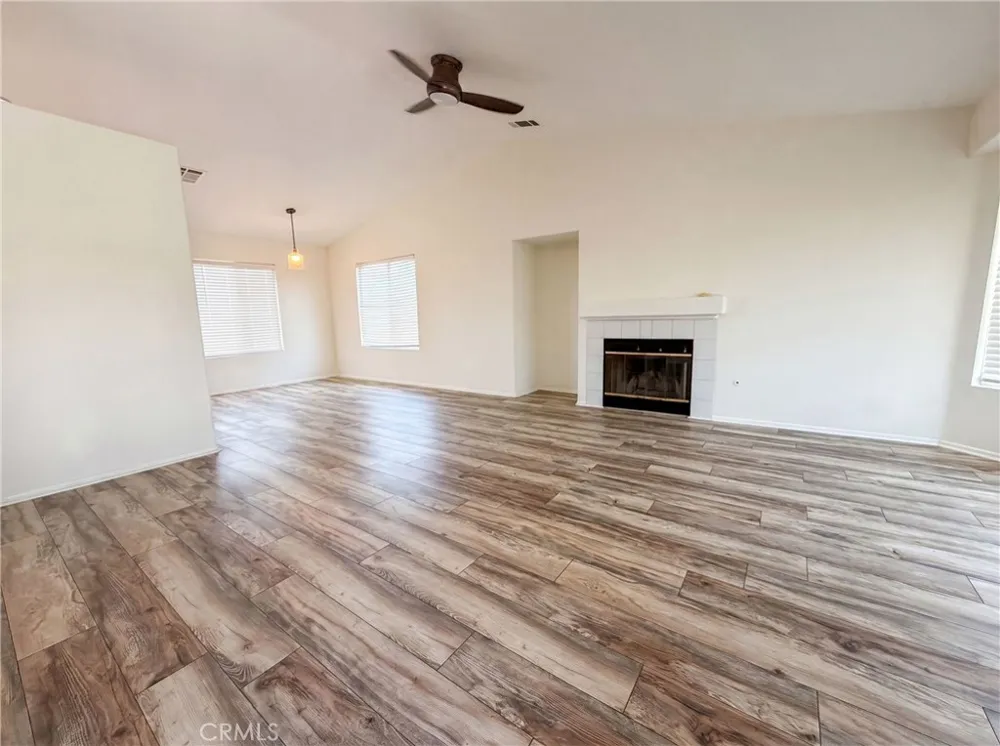 22125 Country Hills Wildomar, CA 92595