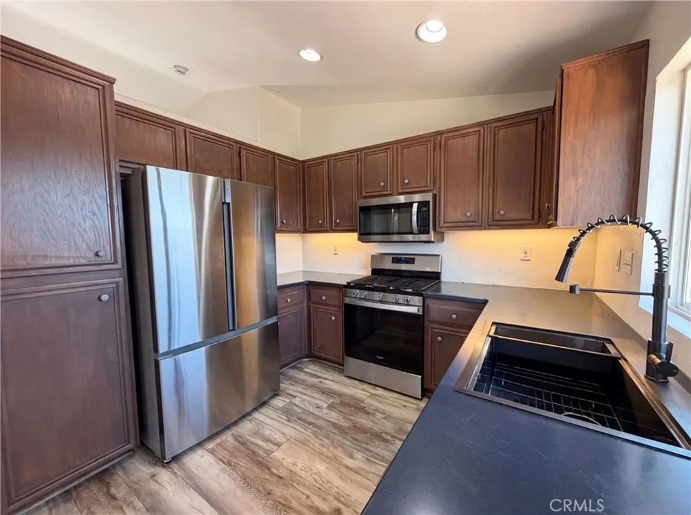22125 Country Hills Wildomar, CA 92595