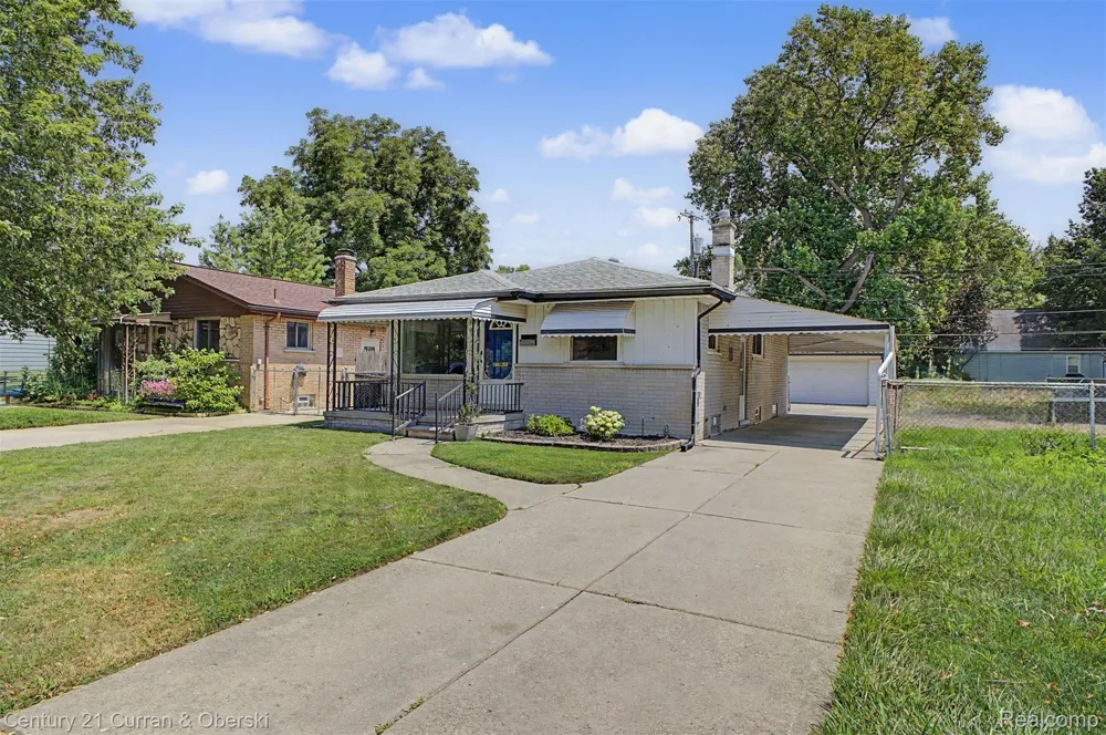 5375 Mayfair Street Dearborn Heights City, MI 48125