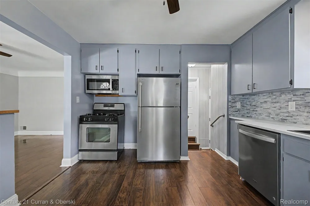 5375 Mayfair Street Dearborn Heights City, MI 48125