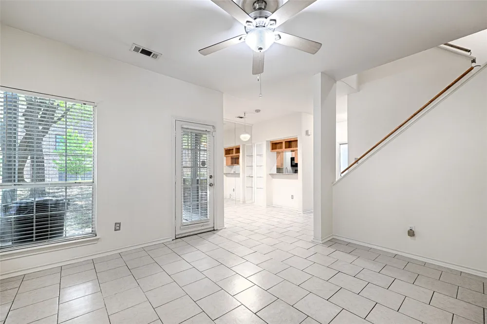 4067 Beltway Drive #122 Addison, TX 75001