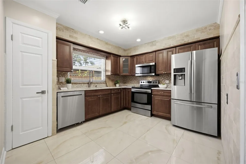 2051 MAGNOLIA DRIVE Clearwater, FL 33764