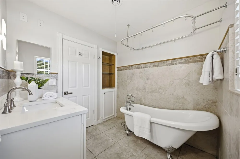 2051 MAGNOLIA DRIVE Clearwater, FL 33764