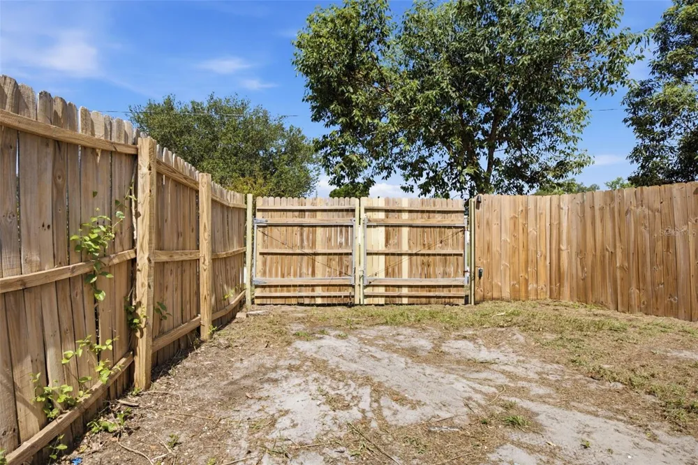 2051 MAGNOLIA DRIVE Clearwater, FL 33764