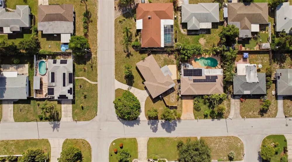 2051 MAGNOLIA DRIVE Clearwater, FL 33764