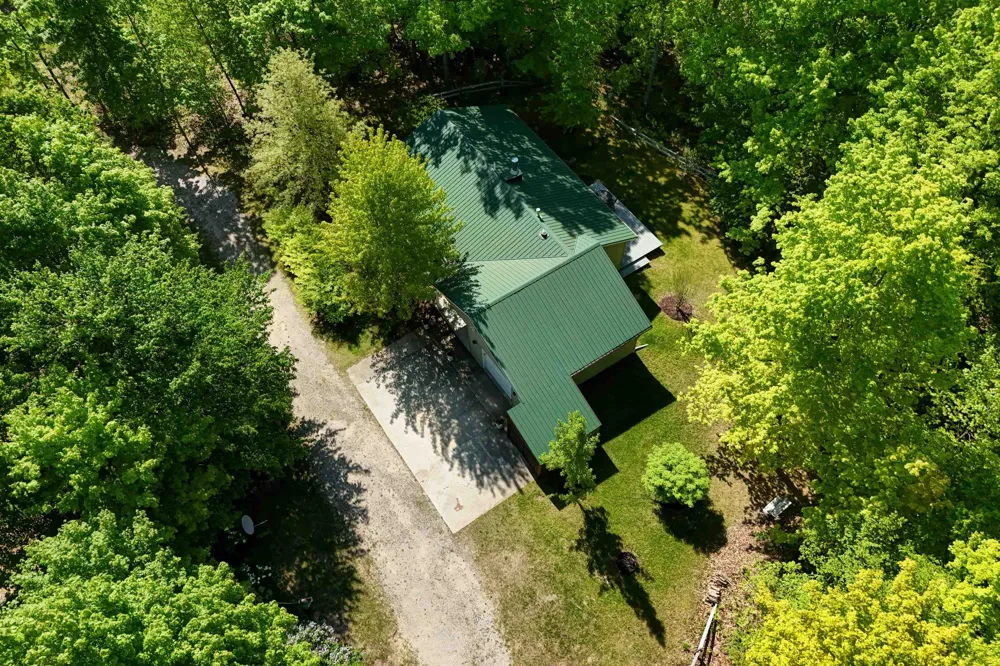 8134 NW Ruttan Road Clearwater Township, MI 49612
