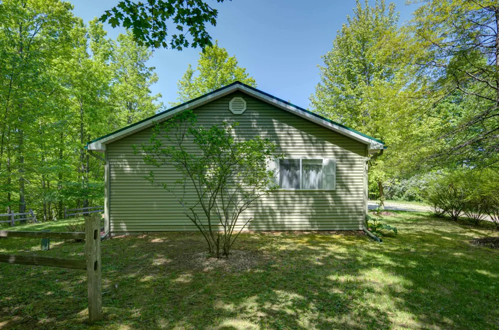 8134 NW Ruttan Road Clearwater Township, MI 49612