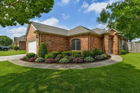 4055 Bentwood Drive