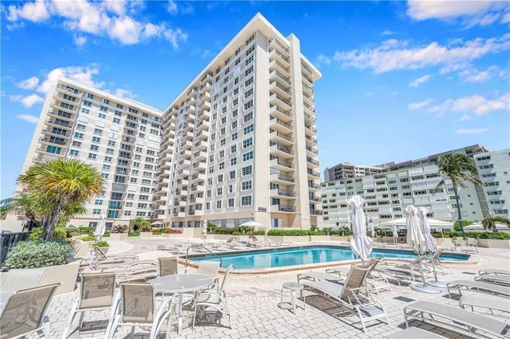 1900 S Ocean Boulevard #Apt 6j Lauderdale By The Sea, FL 33062