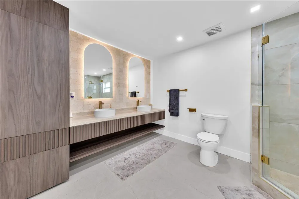342 FAIRWAY Tequesta, FL 33469