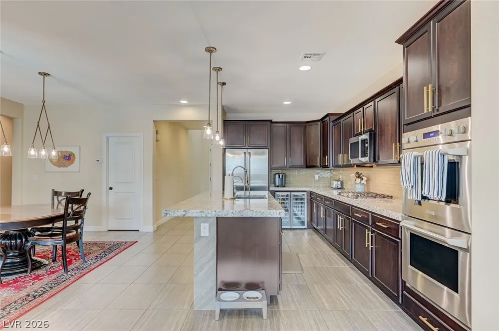 5880 Glory Heights Drive Las Vegas, NV 89135
