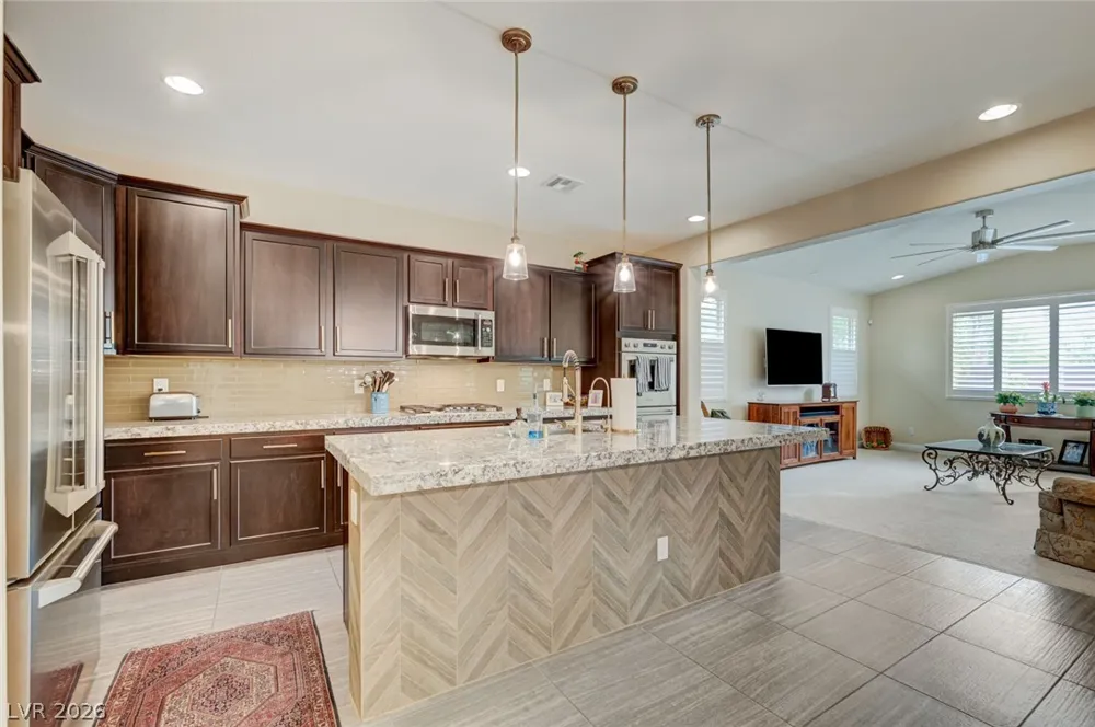 5880 Glory Heights Drive Las Vegas, NV 89135
