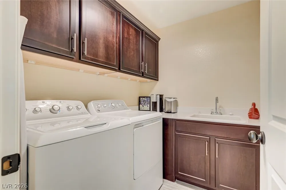 5880 Glory Heights Drive Las Vegas, NV 89135