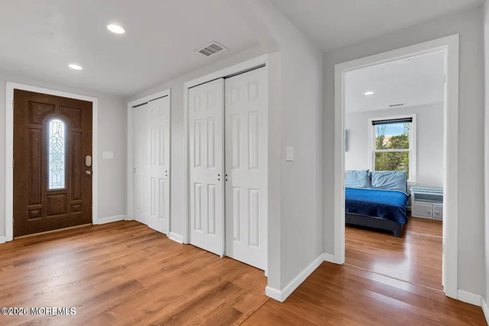 27 Arnold Avenue Point Pleasant Beach, NJ 08742
