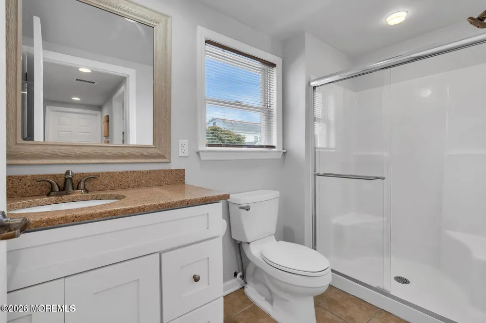 27 Arnold Avenue Point Pleasant Beach, NJ 08742