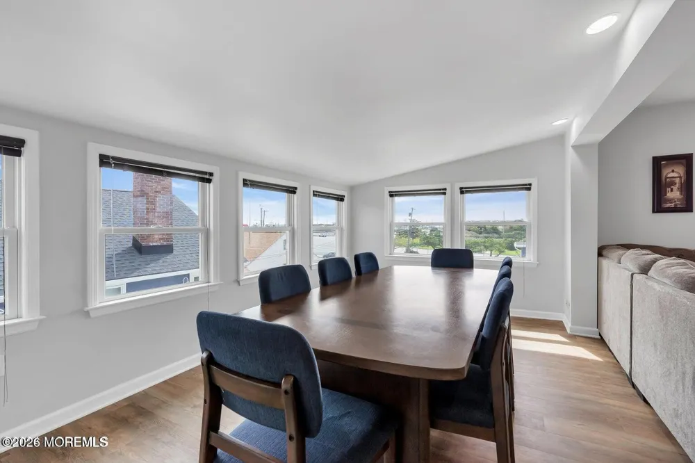 27 Arnold Avenue Point Pleasant Beach, NJ 08742